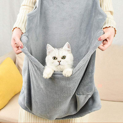 Grey Arctic velvet cat holding suit with non-stick fur pet bib and breathable material showing a white cat comfortably sitting inside the pouch.